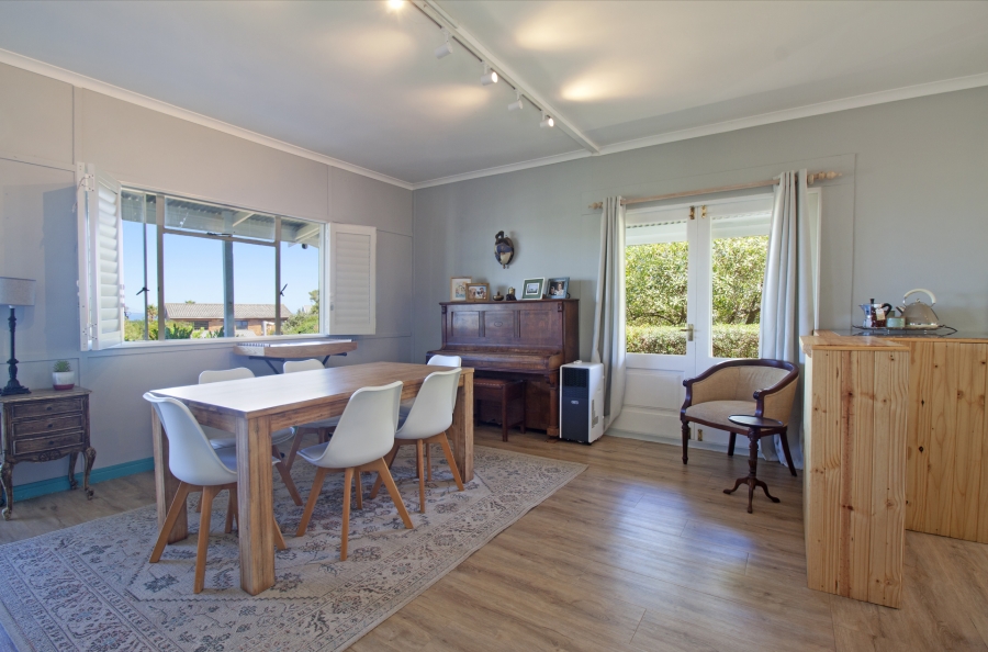 To Let 5 Bedroom Property for Rent in Scarborough Western Cape